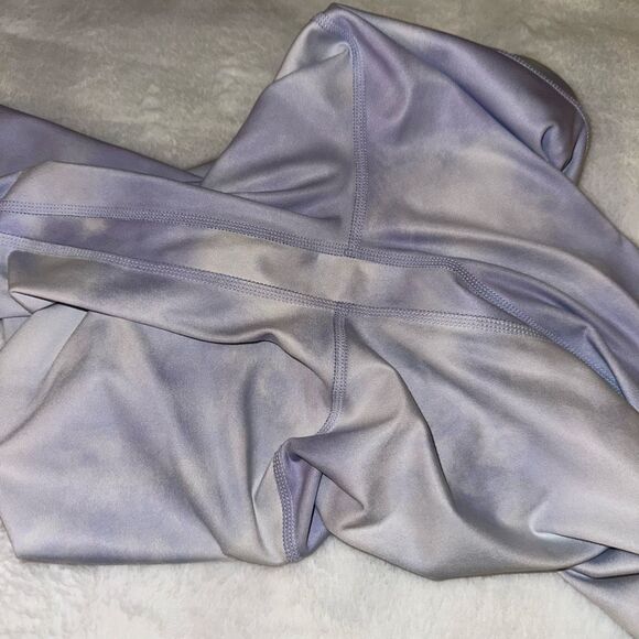 Nike Dri-Fit Small High Rise Cropped Athletic Leggings Purple White Tie Dye NWOT - Picture 4 of 8